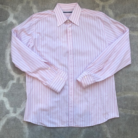 Men\u2019s Gucci Pink Button Down Dress Shirt
